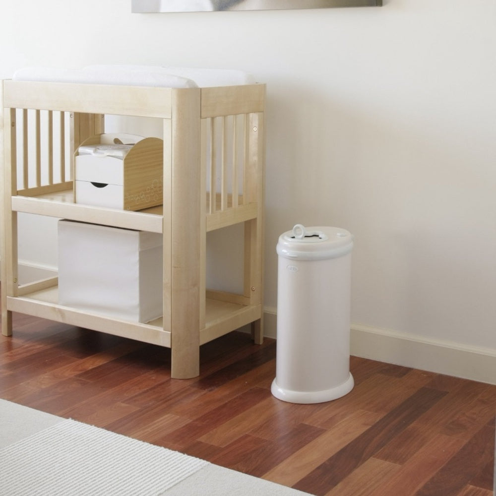 Ubbi Luieremmer – Ivoor | Geurloos, metaal, stijlvol en zonder navulcassettes