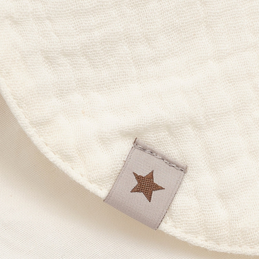 Huttelihut Muslin Zomerhoedje met Oortjes – Luchtig Babyhoedje – White