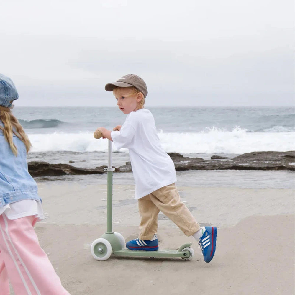 Banwood Eco Scooter Step - Met Mandje - Olive