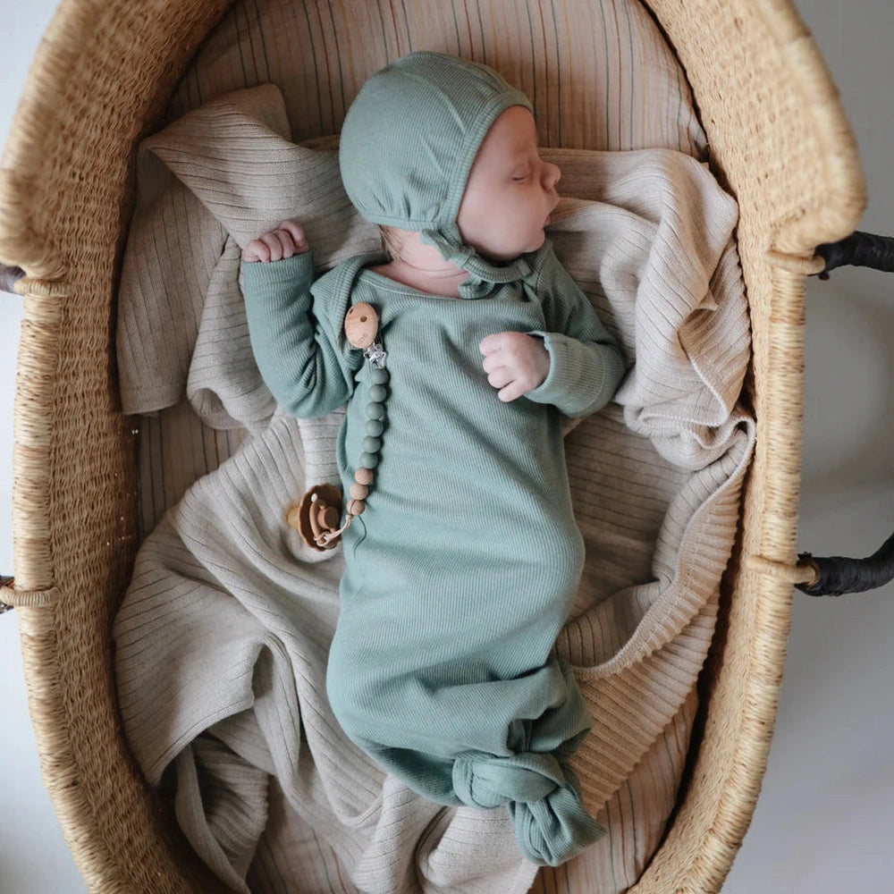 Mushie Ribbed Knotted Baby Gown 0-3 maand - Roman Green