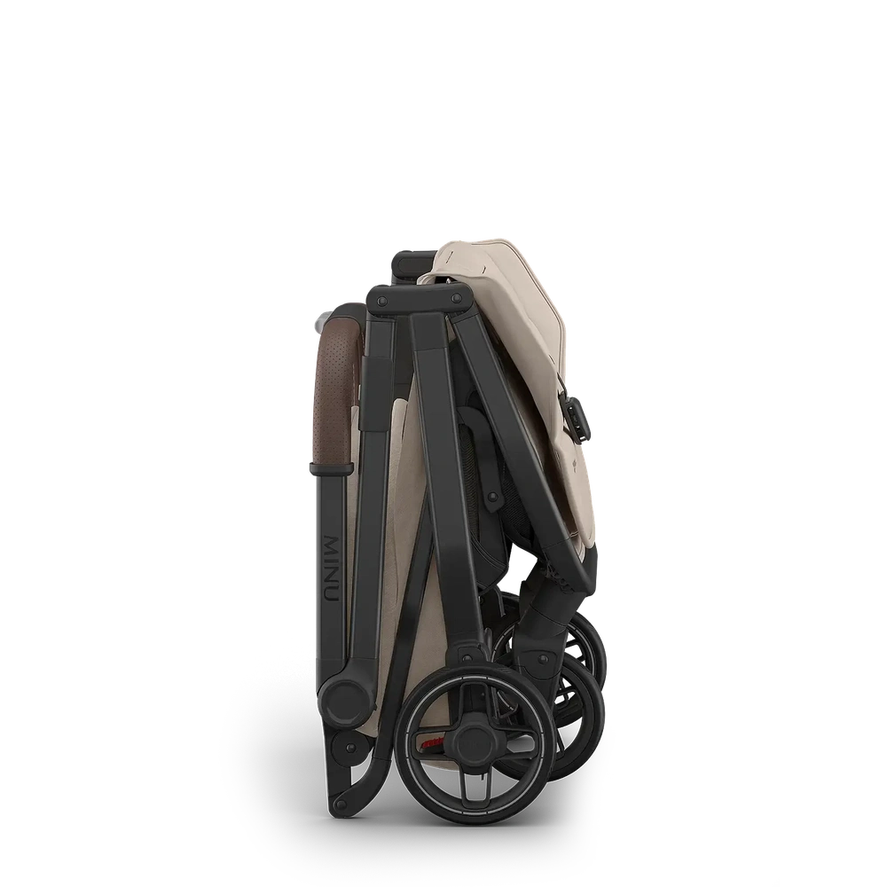 Poussette compacte Uppababy Minu V3 Ada Sandstone, cadre en carbone, avec cuir brun châtaigne, neuve