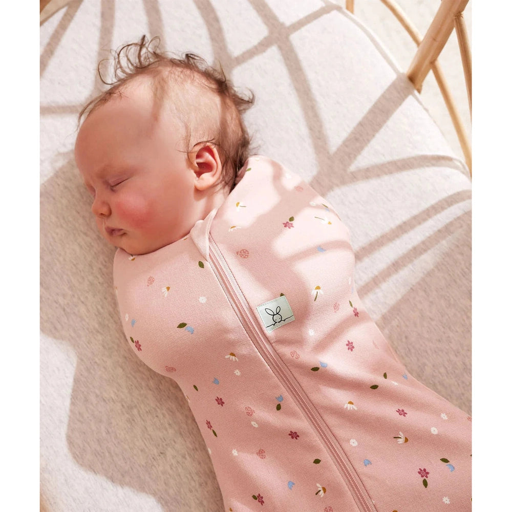 Ergopouch Cocoon Combi Slaapzak Baby + Inbakerslaapzak 0,2 Tog 3-6M - Daisies