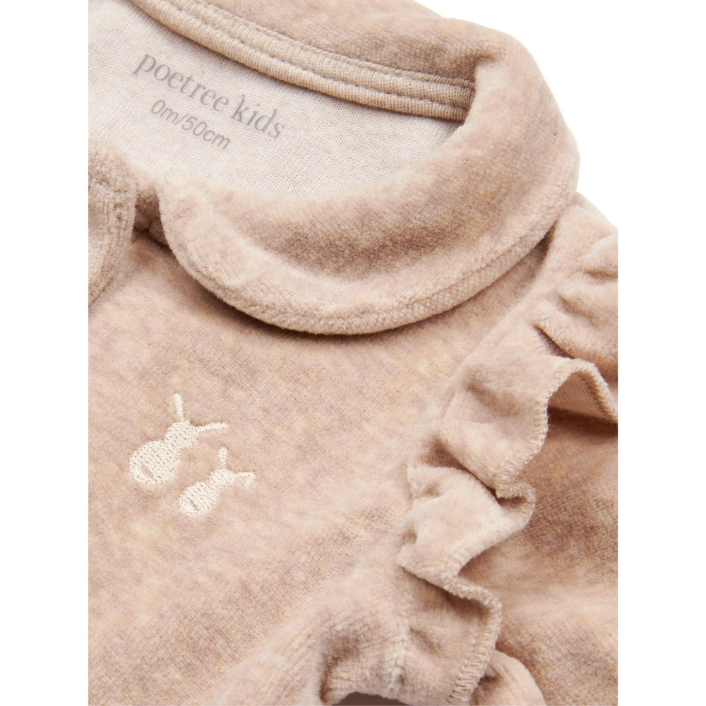 Combinaison bébé Poetree Kids en velours ultra-doux camel avec volants