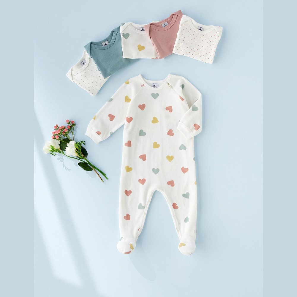 Petit Bateau | Pyjama en velours pour bébé avec imprimé de cœurs multicolores